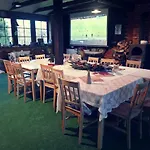 Dom wakacyjny Chmielny Zakątek *