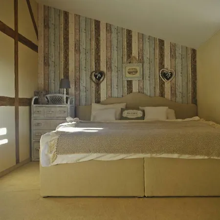 Dom wakacyjny Chmielny Zakątek *